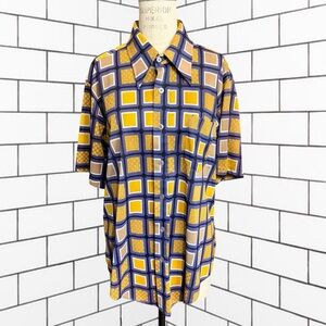 Vintage Majesty Polyester Button Down Shirt Pointed Collar 70s Men's Size LG/XLG